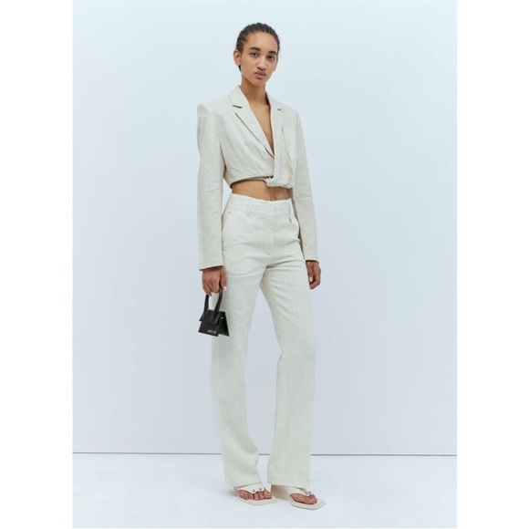 JACQUEMUS La Veste Bahia Courte Blazer - Picture 1 of 15